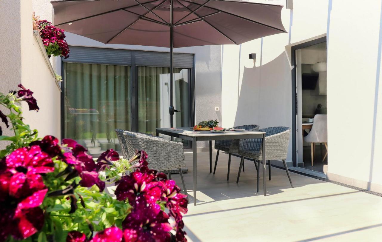 Papillon I Dolce Vita Tar-Vabriga Exterior photo